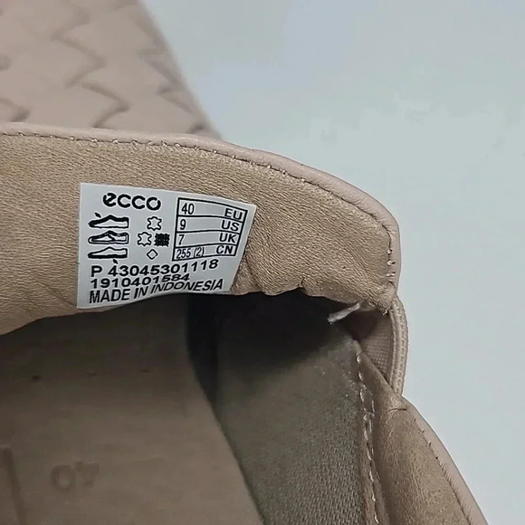 Ecco Women's Blush Pink Leather Woven Slip-on Sneaker Size 9 - Picture 16 of 16